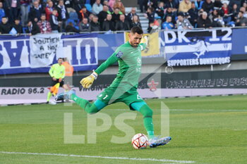 16/04/2022 - Goalkeeper Grenoble Brice Maubleu 1 during the French championship Ligue 2 football match between USL Dunkerque and Grenoble Foot 38 on April 16, 2022 at Marcel Tribut stadium in Dunkerque, France - USL DUNKERQUE VS GRENOBLE FOOT 38 - FRENCH LIGUE 1 - CALCIO