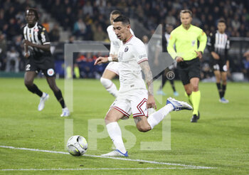 2022-04-20 - Angel Di Maria of PSG during the French championship Ligue 1 football match between SCO Angers and Paris Saint-Germain on April 20, 2022 at Raymond Kopa stadium in Angers, France - SCO ANGERS VS PARIS SAINT-GERMAIN - FRENCH LIGUE 1 - SOCCER
