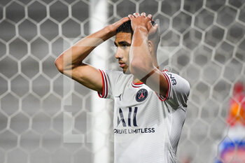 2022-04-20 - Achraf HAKIMI of PSG looks dejected during the French championship Ligue 1 football match between SCO Angers and Paris Saint-Germain on April 20, 2022 at Raymond Kopa stadium in Angers, France - SCO ANGERS VS PARIS SAINT-GERMAIN - FRENCH LIGUE 1 - SOCCER