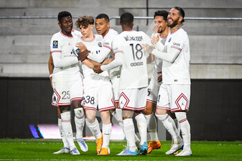 2022-04-20 - MARQUINHOS of PSG celebrate his goal with teammates during the French championship Ligue 1 football match between SCO Angers and Paris Saint-Germain on April 20, 2022 at Raymond Kopa stadium in Angers, France - SCO ANGERS VS PARIS SAINT-GERMAIN - FRENCH LIGUE 1 - SOCCER