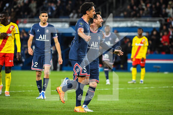 23/04/2022 - Lionel (Leo) MESSI of PSG celebrate his goal with MARQUINHOS of PSG during the French championship Ligue 1 football match between Paris Saint-Germain and RC Lens on April 23, 2022 at Parc des Princes stadium in Paris, France - PARIS SAINT-GERMAIN VS RC LENS - FRENCH LIGUE 1 - CALCIO