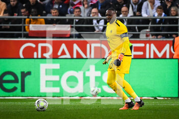 2022-04-24 - Steve MANDANDA of Marseille during the French championship Ligue 1 football match between Stade de Reims and Olympique de Marseille on April 24, 2022 at Auguste Delaune stadium in Reims, France - STADE DE REIMS VS OLYMPIQUE DE MARSEILLE - FRENCH LIGUE 1 - SOCCER