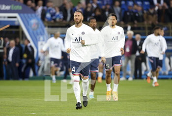 29/04/2022 - Sergio Ramos of PSG during the French championship Ligue 1 football match between RC Strasbourg Alsace (RCSA) and Paris Saint-Germain (PSG) on April 29, 2022 at Stade de La Meinau in Strasbourg, France - RC STRASBOURG VS PARIS SAINT-GERMAIN - FRENCH LIGUE 1 - CALCIO
