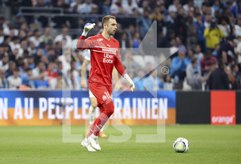 2022-05-01 - Goalkeeper of Marseille Pau Lopez during the French championship Ligue 1 football match between Olympique de Marseille (OM) and Olympique Lyonnais (OL, Lyon) on May 1, 2022 at Stade Velodrome in Marseille, France - OLYMPIQUE DE MARSEILLE (OM) VS OLYMPIQUE LYONNAIS (OL, LYON) - FRENCH LIGUE 1 - SOCCER