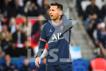 08/05/2022 - Lionel (Leo) MESSI of PSG looks dejected during the French championship Ligue 1 football match between Paris Saint-Germain and ESTAC Troyes on May 8, 2022 at Parc des Princes stadium in Paris, France - PARIS SAINT-GERMAIN VS ESTAC TROYES - FRENCH LIGUE 1 - CALCIO