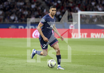 08/05/2022 - Achraf Hakimi of PSG during the French championship Ligue 1 football match between Paris Saint-Germain and ESTAC Troyes on May 8, 2022 at Parc des Princes stadium in Paris, France - PARIS SAINT-GERMAIN VS ESTAC TROYES - FRENCH LIGUE 1 - CALCIO