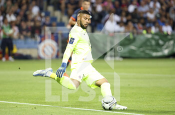 2022-05-14 - Goalkeeper of Montpellier Dimitry Bertaud during the French championship Ligue 1 football match between Montpellier HSC and Paris Saint-Germain on May 14, 2022 at La Mosson stadium in Montpellier, France - MONTPELLIER HSC VS PARIS SAINT-GERMAIN - FRENCH LIGUE 1 - SOCCER
