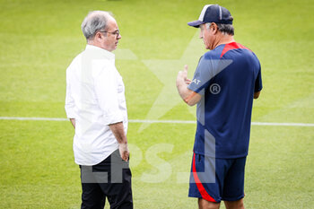 2022-08-04 - Christophe GALTIER of PSG and Luis CAMPOS of PSG during the training of the Paris Saint-Germain team on August 04, 2022 at Camp des Loges in Saint-Germain-en-Laye near Paris, France - FOOTBALL - TRAINING OF THE PARIS SG TEAM - FRENCH LIGUE 1 - SOCCER