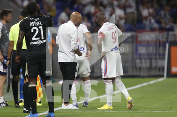 05/08/2022 - Alexandre LACAZETTE of Lyon and Peter BOSZ coach of Lyon during the French championship Ligue 1 football match between Olympique Lyonnais (Lyon) and AC Ajaccio on August 5, 2022 at Groupama stadium in Decines-Charpieu near Lyon, France - FOOTBALL - FRENCH CHAMP - LYON V AJACCIO - FRENCH LIGUE 1 - CALCIO