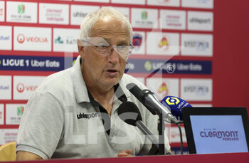 2022-08-06 - Coach of Clermont Foot Pascal Gastien during the press conference following the French championship Ligue 1 football match between Clermont Foot 63 and Paris Saint-Germain (PSG) on August 6, 2022 at Stade Gabriel Montpied in Clermont-Ferrand, France - FOOTBALL - FRENCH CHAMP - CLERMONT V PARIS SG - FRENCH LIGUE 1 - SOCCER