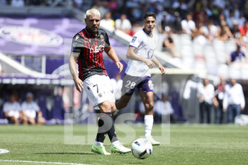 2022-08-07 - Andy Delort of Nice during the French championship Ligue 1 football match between Toulouse FC (TFC) and OGC Nice (OGCN) on August 7, 2022 at the Stadium in Toulouse, France - FOOTBALL - FRENCH CHAMP - TOULOUSE V NICE - FRENCH LIGUE 1 - SOCCER