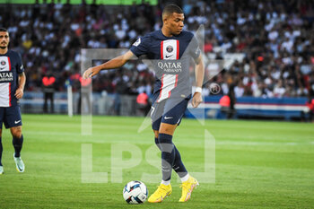 13/08/2022 - Kylian MBAPPE of PSG during the French championship Ligue 1 football match between Paris Saint-Germain and Montpellier HSC on August 13, 2022 at Parc des Princes stadium in Paris, France - FOOTBALL - FRENCH CHAMP - PARIS SG V MONTPELLIER - FRENCH LIGUE 1 - CALCIO