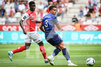 14/08/2022 - Marshall MUNETSI of Reims and Neto BORGES of Clermont during the French championship Ligue 1 football match between Stade de Reims and Clermont Foot 63 on August 14, 2022 at Auguste Delaune stadium in Reims, France - FOOTBALL - FRENCH CHAMP - REIMS V CLERMONT - FRENCH LIGUE 1 - CALCIO