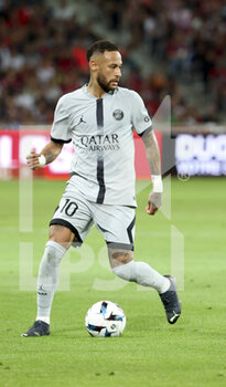 2022-08-21 - Neymar Jr of PSG during the French championship Ligue 1 football match between LOSC Lille and Paris Saint-Germain on August 21, 2022 at Stade Pierre Mauroy in Villeneuve-d'Ascq near Lille, France - FOOTBALL - FRENCH CHAMP - LILLE V PARIS SG - FRENCH LIGUE 1 - SOCCER