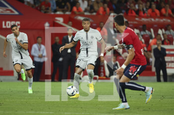 21/08/2022 - Kylian Mbappe of PSG during the French championship Ligue 1 football match between LOSC Lille and Paris Saint-Germain on August 21, 2022 at Stade Pierre Mauroy in Villeneuve-d'Ascq near Lille, France - FOOTBALL - FRENCH CHAMP - LILLE V PARIS SG - FRENCH LIGUE 1 - CALCIO