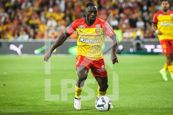 2022-08-27 - Deiver MACHADO of Lens during the French championship Ligue 1 football match between RC Lens and Stade Rennais (Rennes) on August 27, 2022 at Bollaert-Delelis stadium in Lens, France - FOOTBALL - FRENCH CHAMP - LENS V RENNES - FRENCH LIGUE 1 - SOCCER