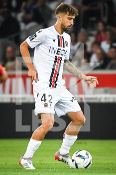 31/08/2022 - Mattia VITI of Nice during the French championship Ligue 1 football match between LOSC Lille and OGC Nice on August 31, 2022 at Pierre Mauroy stadium in Villeneuve-d'Ascq near Lille, France - FOOTBALL - FRENCH CHAMP - LILLE V NICE - FRENCH LIGUE 1 - CALCIO