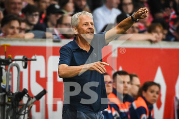 31/08/2022 - Lucien FAVRE of Nice during the French championship Ligue 1 football match between LOSC Lille and OGC Nice on August 31, 2022 at Pierre Mauroy stadium in Villeneuve-d'Ascq near Lille, France - FOOTBALL - FRENCH CHAMP - LILLE V NICE - FRENCH LIGUE 1 - CALCIO