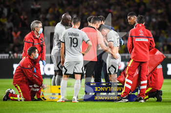 2022-09-03 - Vitor MACHADO FERREIRA (Vitinha) of PSG looks dejected during the French championship Ligue 1 football match between FC Nantes and Paris Saint-Germain on September 3, 2022 at La Beaujoire stadium in Nantes, France - FOOTBALL - FRENCH CHAMP - NANTES V PARIS SG - FRENCH LIGUE 1 - SOCCER