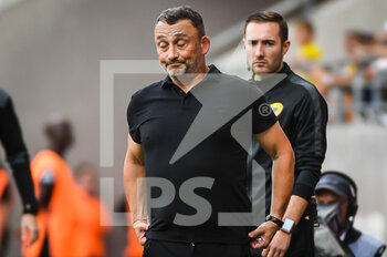 2022-09-04 - Franck HAISE of Lens looks dejected during the French championship Ligue 1 football match between Stade de Reims and RC Lens on September 4, 2022 at Auguste Delaune stadium in Reims, France - FOOTBALL - FRENCH CHAMP - REIMS V LENS - FRENCH LIGUE 1 - SOCCER
