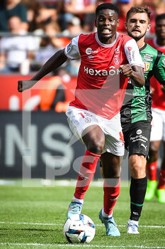 2022-09-04 - Marshall MUNETSI of Reims during the French championship Ligue 1 football match between Stade de Reims and RC Lens on September 4, 2022 at Auguste Delaune stadium in Reims, France - FOOTBALL - FRENCH CHAMP - REIMS V LENS - FRENCH LIGUE 1 - SOCCER