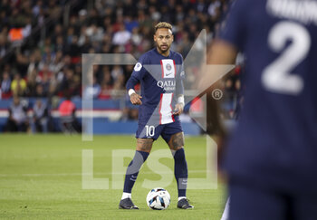 2022-10-01 - Neymar Jr of PSG during the French championship Ligue 1 football match between Paris Saint-Germain (PSG) and OGC Nice (OGCN) on October 1, 2022 at Parc des Princes stadium in Paris, France - FOOTBALL - FRENCH CHAMP - PARIS SG V NICE - FRENCH LIGUE 1 - SOCCER