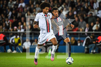 2022-10-01 - DANTE of Nice and Hugo EKITIKE of PSG during the French championship Ligue 1 football match between Paris Saint-Germain and OGC Nice on October 1, 2022 at Parc des Princes stadium in Paris, France - FOOTBALL - FRENCH CHAMP - PARIS SG V NICE - FRENCH LIGUE 1 - SOCCER