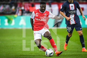 08/10/2022 - Azor MATUSIWA of Reims during the French championship Ligue 1 football match between Stade de Reims and Paris Saint-Germain on October 8, 2022 at Auguste Delaune stadium in Reims, France - FOOTBALL - FRENCH CHAMP - REIMS V PARIS SG - FRENCH LIGUE 1 - CALCIO