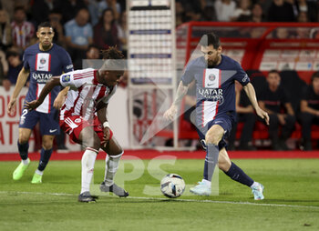 21/10/2022 - Lionel Messi of PSG, Youssouf Kone of Ajaccio (left) during the French championship Ligue 1 football match between AC Ajaccio (ACA) and Paris Saint-Germain (PSG on October 21, 2022 at Stade Francois Coty in Ajaccio, France - FOOTBALL - FRENCH CHAMP - AJACCIO V PARIS SG - FRENCH LIGUE 1 - CALCIO