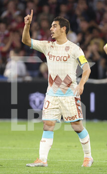 23/10/2022 - Wissam Ben Yedder of Monaco celebrates a goal during the French championship Ligue 1 football match between Lille OSC (LOSC) and AS Monaco (ASM) on October 23, 2022 at Stade Pierre Mauroy in Villeneuve-d'Ascq near Lille, France - FOOTBALL - FRENCH CHAMP - LILLE V MONACO - FRENCH LIGUE 1 - CALCIO