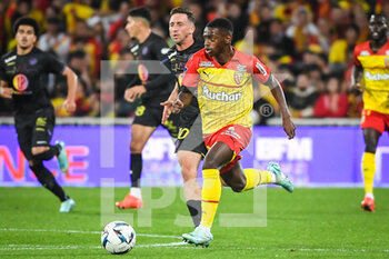 28/10/2022 - Brecht DEJAEGERE of Toulouse and David PEREIRA DA COSTA of Lens during the French championship Ligue 1 football match between RC Lens and Toulouse FC on October 28, 2022 at Bollaert-Delelis stadium in Lens, France - FOOTBALL - FRENCH CHAMP - LENS V TOULOUSE - FRENCH LIGUE 1 - CALCIO