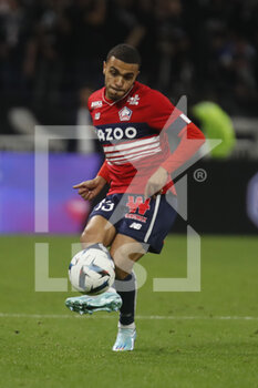 2022-10-30 - Akim ZEDADKA of Lille during the French championship Ligue 1 football match between Olympique Lyonnais (Lyon) and LOSC Lille on October 30, 2022 at Groupama stadium in Decines-Charpieu near Lyon, France - FOOTBALL - FRENCH CHAMP - LYON V LILLE - FRENCH LIGUE 1 - SOCCER