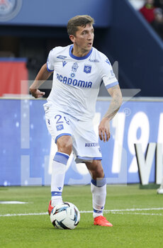2022-11-13 - Mathias Autret of Auxerre during the French championship Ligue 1 football match between Paris Saint-Germain and AJ Auxerre on November 13, 2022 at Parc des Princes stadium in Paris, France - FOOTBALL - FRENCH CHAMP - PARIS SG V AUXERRE - FRENCH LIGUE 1 - SOCCER