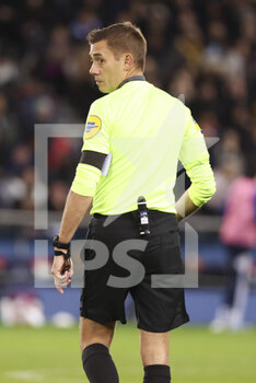 29/12/2022 - Referee Clement Turpin during the French championship Ligue 1 football match between Paris Saint-Germain (PSG) and RC Strasbourg Alsace (RCSA) on December 28, 2022 at Parc des Princes stadium in Paris, France - FOOTBALL - FRENCH CHAMP - PARIS SG V STRASBOURG - FRENCH LIGUE 1 - CALCIO