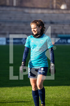 2022-01-15 - Daphne Corboz of Paris FC warms up ahead of the Women's French championship D1 Arkema football match between Paris FC and GPSO 92 Issy on January 15, 2022 at Robert Bobin stadium in Bondoufle, France - PARIS FC VS GPSO 92 ISSY - FRENCH WOMEN DIVISION 1 - SOCCER