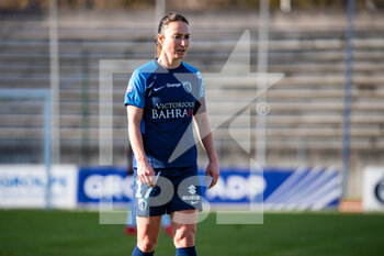2022-02-05 - Gaetane Thiney of Paris FC reacts during the Women's French championship D1 Arkema football match between Paris FC and AS Saint-Etienne on February 5, 2022 at Robert Bobin stadium in Bondoufle, France - PARIS FC VS AS SAINT-ETIENNE - FRENCH WOMEN DIVISION 1 - SOCCER