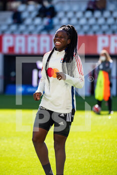 2022-02-27 - Griedge Mbock Bathy of Olympique Lyonnais warms up ahead of the Women's French championship, D1 Arkema football match between Stade de Reims and Olympique Lyonnais (Lyon) on February 27, 2022 at Auguste Delaune stadium in Reims, France - STADE DE REIMS VS OLYMPIQUE LYONNAIS (LYON) - FRENCH WOMEN DIVISION 1 - SOCCER