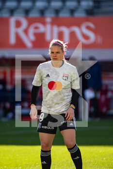 2022-02-27 - Eugenie Le Sommer of Olympique Lyonnais warms up ahead of the Women's French championship, D1 Arkema football match between Stade de Reims and Olympique Lyonnais (Lyon) on February 27, 2022 at Auguste Delaune stadium in Reims, France - STADE DE REIMS VS OLYMPIQUE LYONNAIS (LYON) - FRENCH WOMEN DIVISION 1 - SOCCER