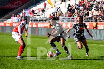 2022-02-27 - Melvine Malard of Olympique Lyonnais controls the ball during the Women's French championship, D1 Arkema football match between Stade de Reims and Olympique Lyonnais (Lyon) on February 27, 2022 at Auguste Delaune stadium in Reims, France - STADE DE REIMS VS OLYMPIQUE LYONNAIS (LYON) - FRENCH WOMEN DIVISION 1 - SOCCER