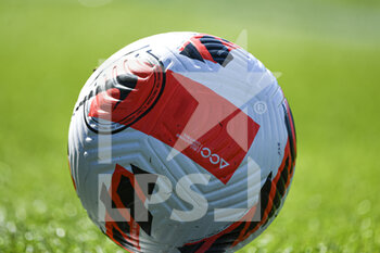 2022-04-16 - Illustration picture shows the official ball Nike All Conditions Control (ACC) during the Women's French championship D1 Arkema football match between Paris Saint-Germain (PSG) and GPSO 92 Issy on April 16, 2022 at Georges Lefevre stadium in Saint-Germain-en-Laye, France - PARIS SAINT-GERMAIN (PSG) VS GPSO 92 ISSY - FRENCH WOMEN DIVISION 1 - SOCCER
