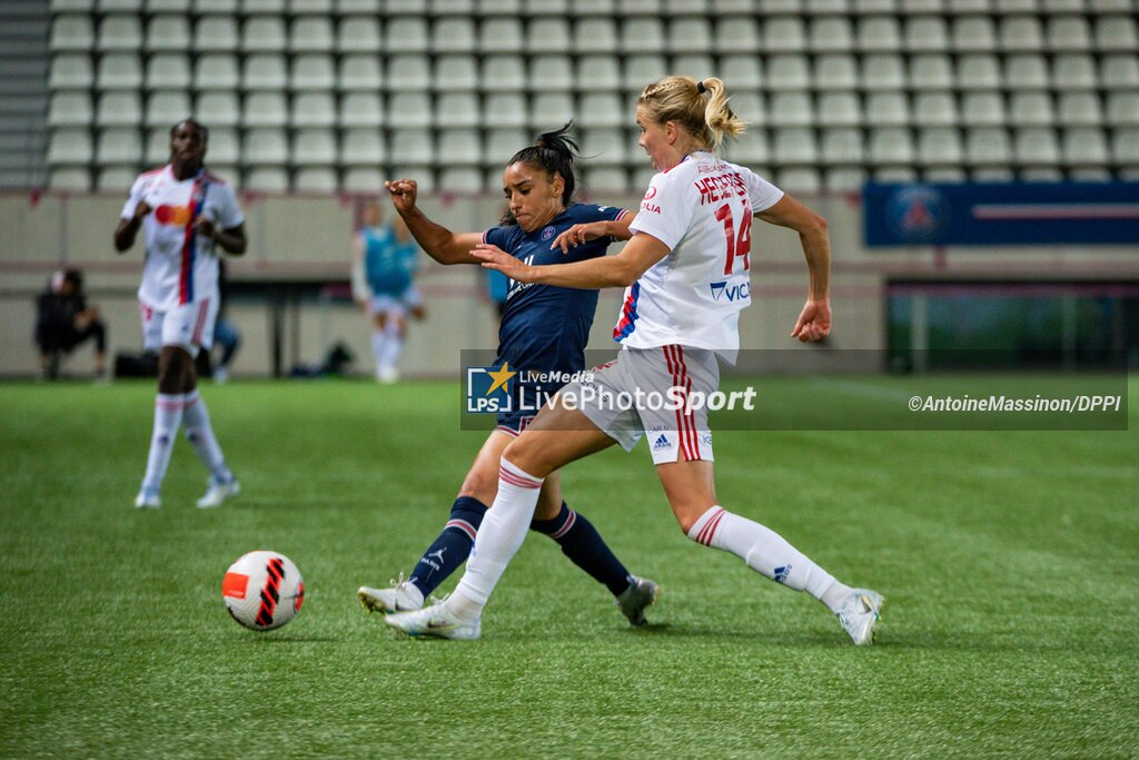 FOOTBALL - WOMEN'S FRENCH CHAMP - PARIS SG v OLYMPIQUE LYONNAIS - FRENCH WOMEN DIVISION 1 - SOCCER