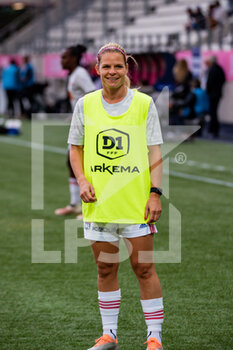 2022-05-29 - Eugenie Le Sommer of Olympique Lyonnais warms up ahead of the Women's French championship, D1 Arkema football match between Paris Saint-Germain and Olympique Lyonnais (Lyon) on May 29, 2022 at Jean Bouin stadium in Paris, France - FOOTBALL - WOMEN'S FRENCH CHAMP - PARIS SG V OLYMPIQUE LYONNAIS - FRENCH WOMEN DIVISION 1 - SOCCER