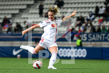 2022-05-29 - Amandine Henry of OL during the Women's French championship, D1 Arkema football match between Paris Saint-Germain (PSG) and Olympique Lyonnais (Lyon, OL) on May 29, 2022 at Jean Bouin stadium in Paris, France - FOOTBALL - WOMEN'S FRENCH CHAMP - PARIS SG V OLYMPIQUE LYONNAIS - FRENCH WOMEN DIVISION 1 - SOCCER