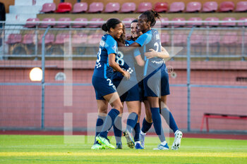 2022-06-01 - Mathilde Bourdieu of Paris FC celebrates after scoring with teammates during the Women's French championship D1 Arkema football match between Paris FC and Dijon FCO on June 1, 2022 at Dominique Duvauchelle stadium in Creteil, France - FOOTBALL - WOMEN'S FRENCH CHAMP - PARIS FC V DIJON - FRENCH WOMEN DIVISION 1 - SOCCER
