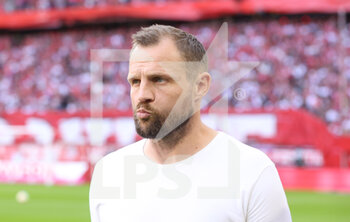 2022-10-29 - Coach Bo Svensson of Mainz during the German championship Bundesliga football match between Bayern Munich and FSV Mainz on October 29, 2022 at Allianz Arena in Munich, Germany - FOOTBALL - GERMAN CHAMP - BAYERN MUNICH V MAINZ - GERMAN BUNDESLIGA - SOCCER