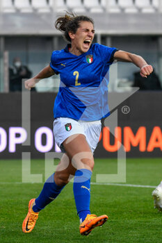 2022-04-08 - Valentina Bergamaschi (Italy) celebrates after scoring the 2-0 goal - QUALIFICAZIONI MONDIALI 2023 - ITALIA FEMMINILE VS LITUANIA - FIFA WORLD CUP - SOCCER