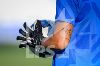 2022-09-06 - Italy's Roberta Aprile tattoo detail - WORLD CUP 2023 QUALIFIERS - ITALY WOMEN VS ROMANIA - FIFA WORLD CUP - SOCCER