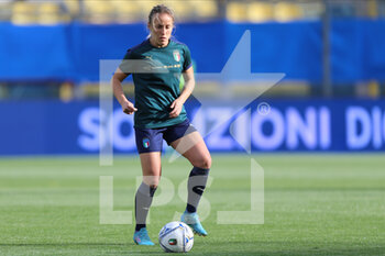 2022-04-07 - Valentina Cernoia of ITALY WOMEN in action during the training session at Ennio Tardini on April 7, 2022 in Parma, Italy. - 2023 WOMEN'S WORLD CUP - PRESS CONFERENCE AND TRAINING PRIOR THE ITALY VS LITUANIA QUALIFICATION MATCH - FIFA WORLD CUP - SOCCER