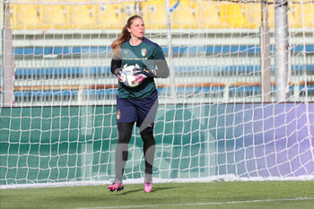 2022-04-07 - Laura Giuliani of ITALY WOMEN in action during the training session at Ennio Tardini on April 7, 2022 in Parma, Italy. - 2023 WOMEN'S WORLD CUP - PRESS CONFERENCE AND TRAINING PRIOR THE ITALY VS LITUANIA QUALIFICATION MATCH - FIFA WORLD CUP - SOCCER
