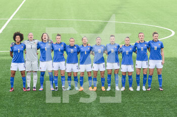 2022-04-12 - 12.04.2022, Thun, Stockhorn Arena, FIFA Women's World Cup 2023 Qualifiers: Switzerland - Italy, team italy during the national anthem - FIFA WOMEN'S WORLD CUP 2023 QUALIFIERS: SWITZERLAND - ITALY - FIFA WORLD CUP - SOCCER